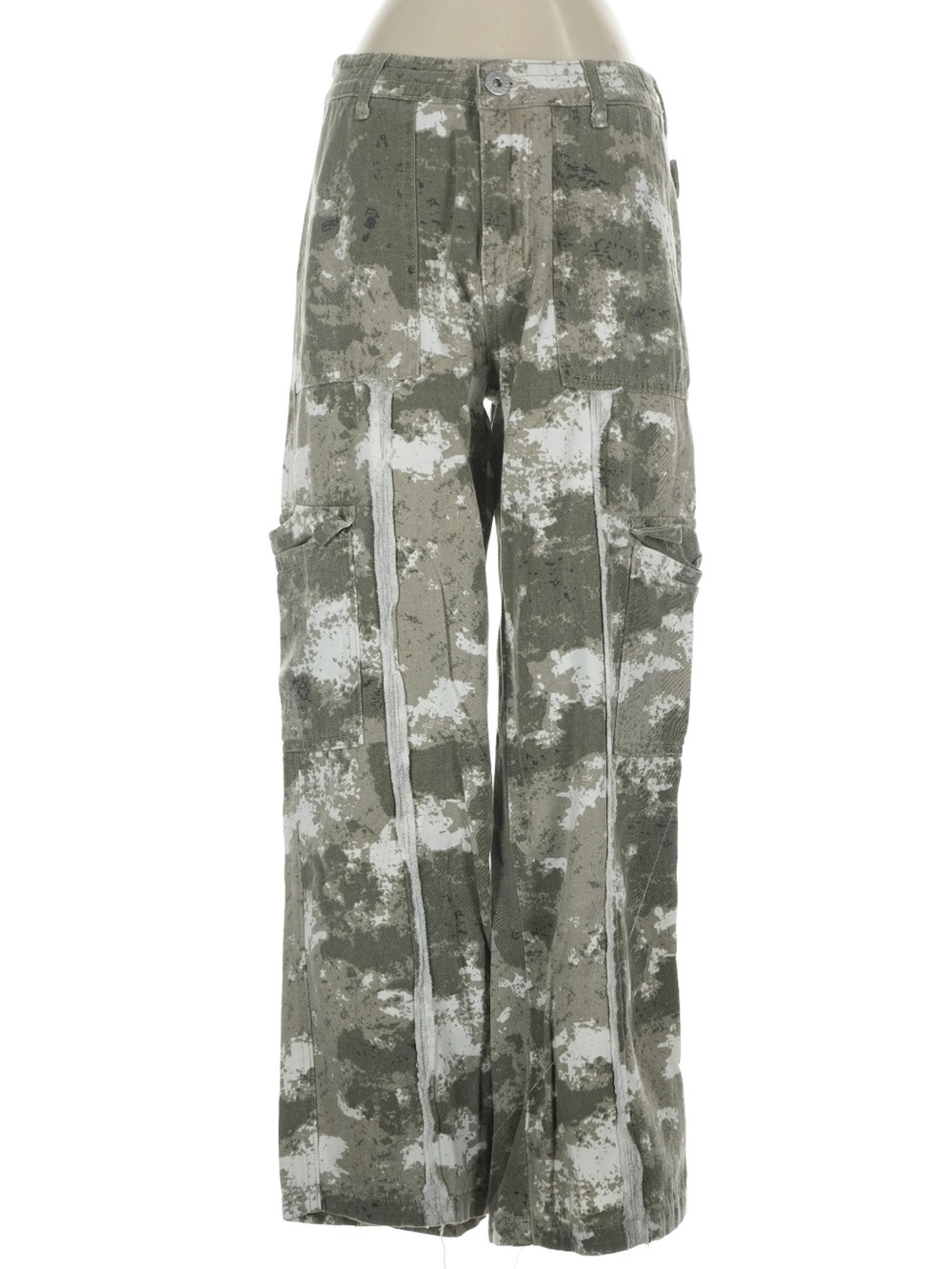 New: POL Camouflage Cargo Pocket Lace Detail Wide Leg Pants• Small